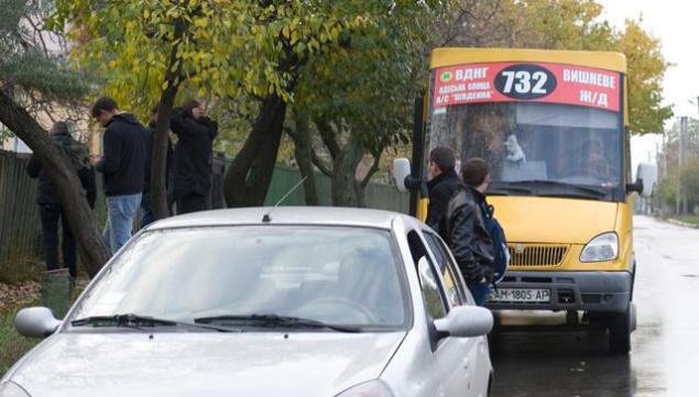 Киевобладминистрация подвергнет ревизии договора с перевозчиками