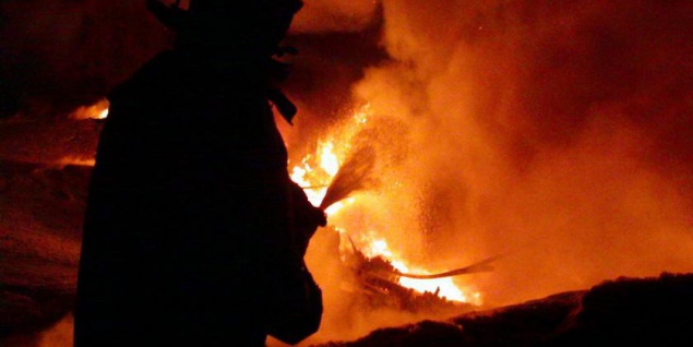 Бездомные устроили пожар в киевской хрущевке