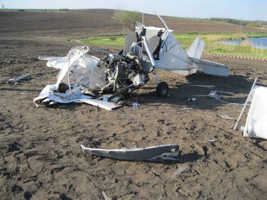 На Киевщине упал двухместный самолет