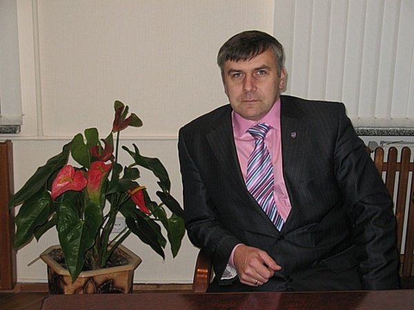 Порошенко уволил и.о. главы Макаровской РГА