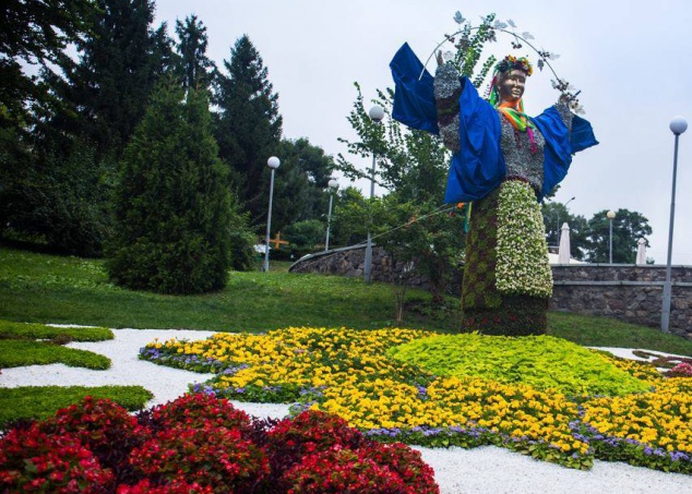 В Киеве на Певческом поле пройдет выставка цветов “Украина Европейская”