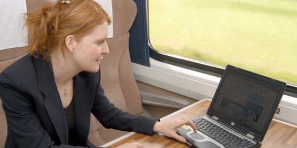 В поезде Hyundai Киев-Харьков появился бесплатный Wi-Fi