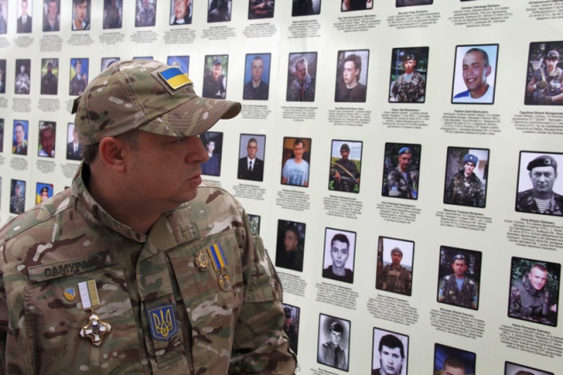 В Киеве открылся мемориальный комплекс “Стена Народной Памяти” (фото)