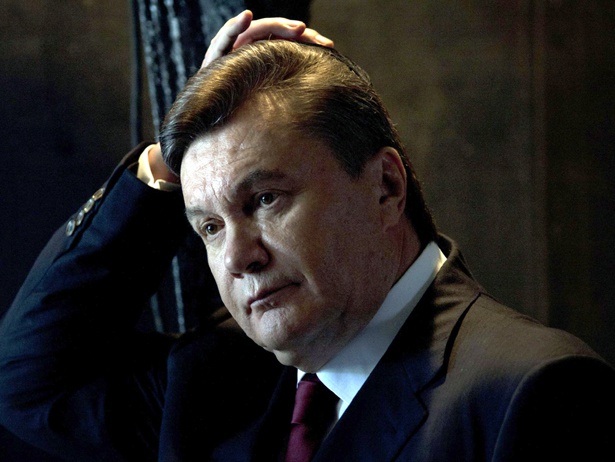 Януковича начали судить. Заочно.
