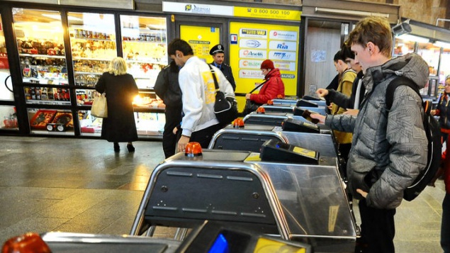 Сегодня последний день, когда льготники могут бесплатно воспользоваться метрополитеном без “Карточки киевлянина”