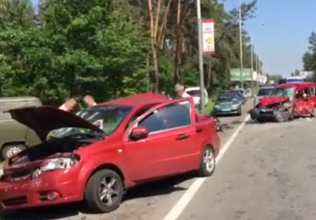В ДТП в Киеве погибла пассажир иномарки, водитель не пострадал