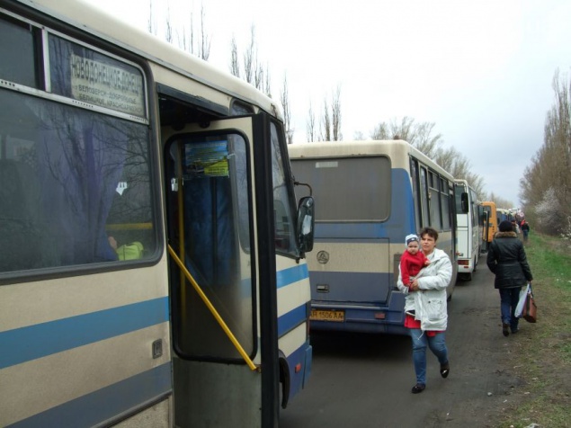 СБУ запретила общественному транспорту пересекать линии разграничения в зоне АТО