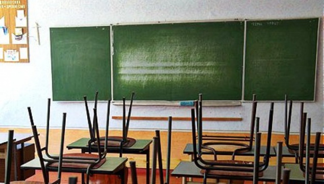 КАХС обязал коммерсантов вернуть помещения школы в коммунальную собственность