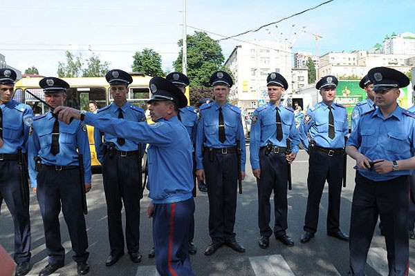 Охранять порядок во время футбольного матча в Киеве будут около 270 милиционеров