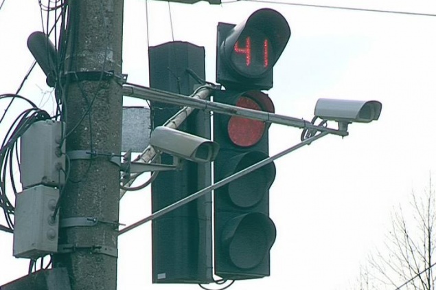 На проблемных участках дорог столицы установят тысячу камер для фиксаций нарушений ПДД