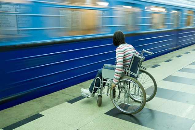 В столичной подземке хотят улучшить “доступность” для инвалидов
