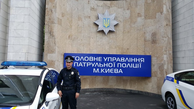 В Киеве из полицейского патруля уже “рассчитали” 25 человек