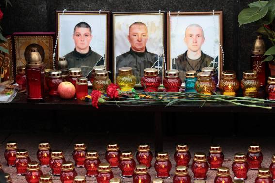 В столице почтили память погибших бойцов Нацгвардии (фото)