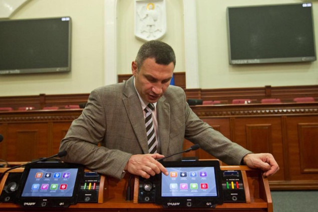 Кличко задерживается с утверждением Антикоррупционной программы Киева до 2017 года