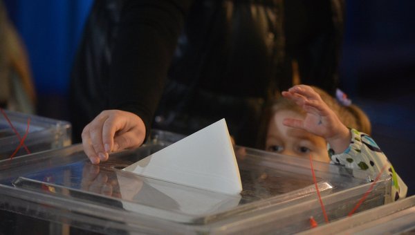Явка на выборах в Киеве состоянием на 18.45 составила 30,48%, - наблюдатели