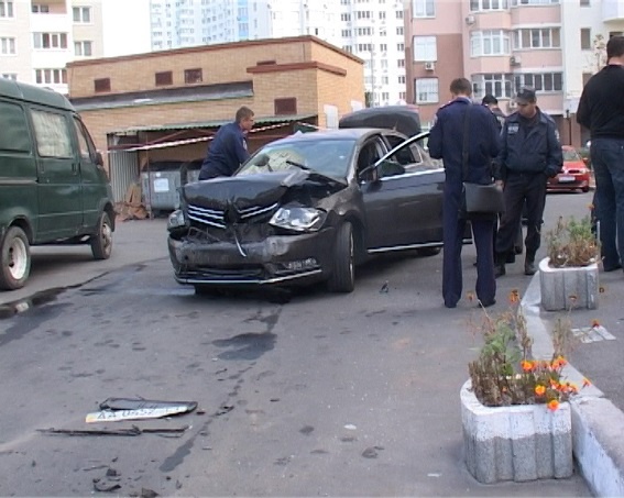 В Дарницком районе произошло вооруженное ограбление (видео)