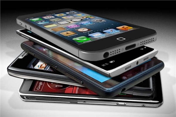 Столичные милиционеры изъяли у “предпринимателя” 34 ворованных мобильных телефона