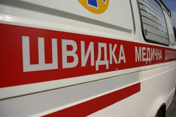 В Киеве мужчина выбросил 17-летнюю девушку из окна третьего этажа
