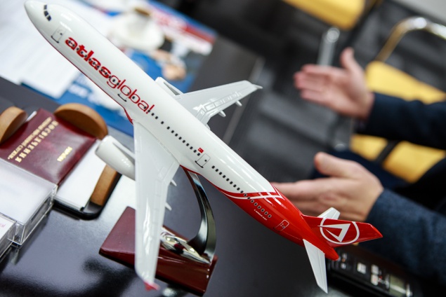 Авиакомпания “Atlasjet Украина” будет работать с аэропортом “Киев” (Жуляны)