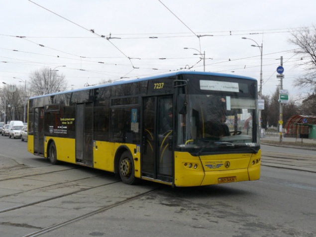 Завтра в Киеве автобусы на двух маршрутах начнут работу в экспресс-режиме