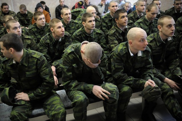 Военный призыв в Украине продолжен до Нового года