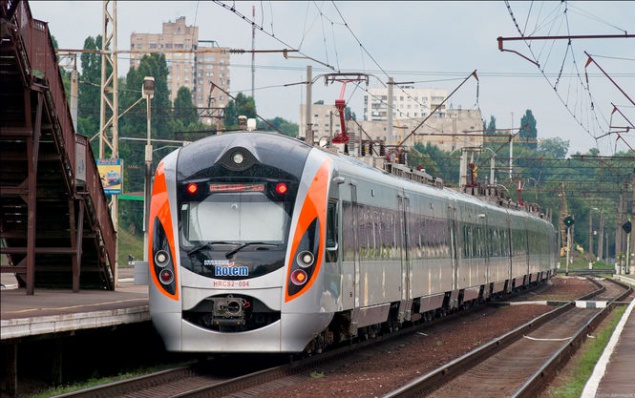 В январе будет ходить дополнительный поезд “Киев-Львов”