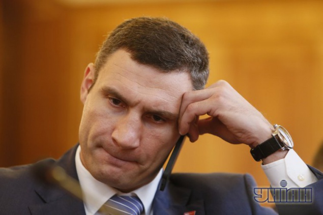 Мэр Кличко утверждает, что Киеву должны почти два миллиарда гривен