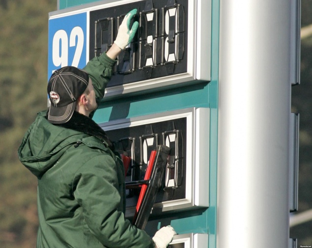 Цена на бензин и топливо в Киеве (29 января)