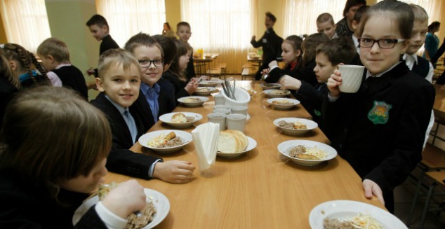 В КГГА ищут 20 млн гривен на питание школьников