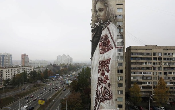 Райсоветам Киева обещают функцию контроля за наружной рекламой и муралами