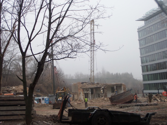 В буферной зоне Лавры “Киевгорстрой” готовит новое строительство