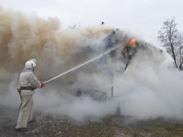 На Киевщине сгорел продуктовый магазин