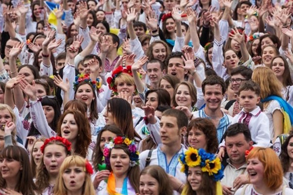 Только 63% опрошенных канадцами киевлян гордятся своим городом