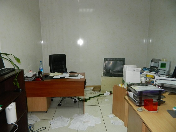 Из офиса на Подоле трое неизвестных украли 100 тыс. гривен (фото)