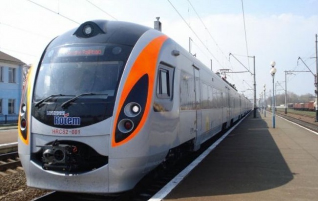 Скоростной поезд Киев - Запорожье в июне будет курсировать 6 раз в неделю