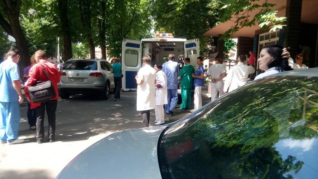 В киевский госпиталь доставили 13 раненных бойцов АТО