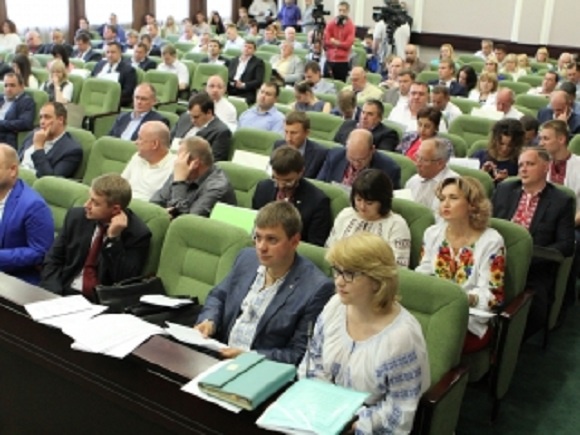 Киевоблсовет утвердил 17 целевых программ на 400 млн гривен