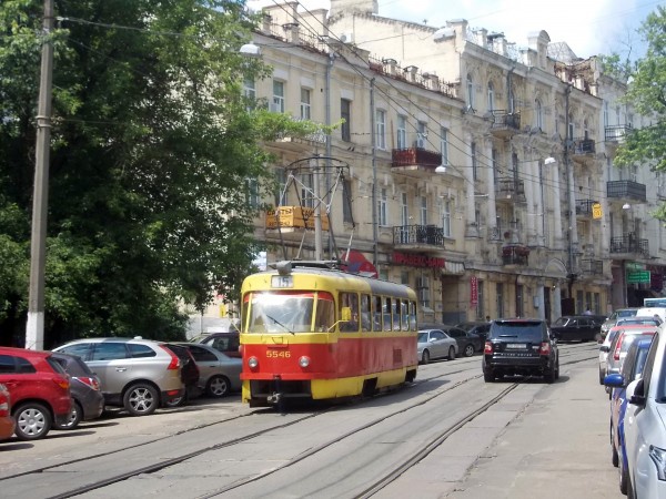 “Киевпастранс” остановил тендер на реконструкцию трамвайной линии по ул. Дмитриевской