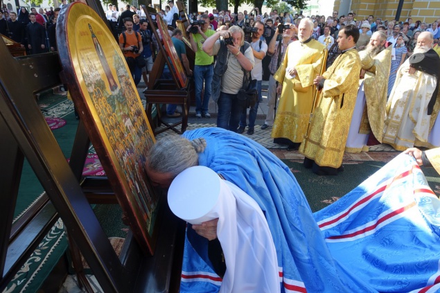 В Киев доставили святыню с Афона (фото)
