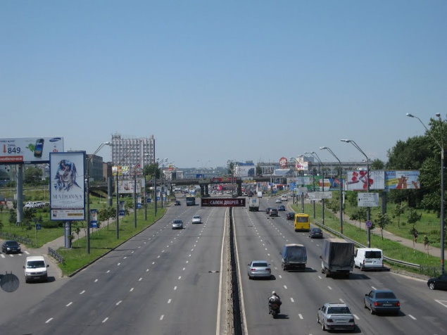 На сайте Киевсовета зарегистрированы 4 петиции против переименования Московского проспекта