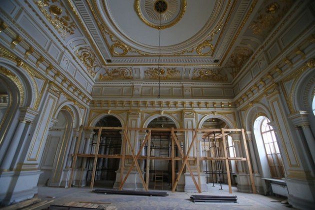 ГУД продолжает списывать деньги на реставрацию Мариинского дворца: на этот раз - более 27 млн гривен