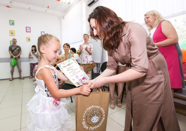 Супруга секретаря Киевсовета получила для своего фонда более 200 кв. м из коммунальной собственности