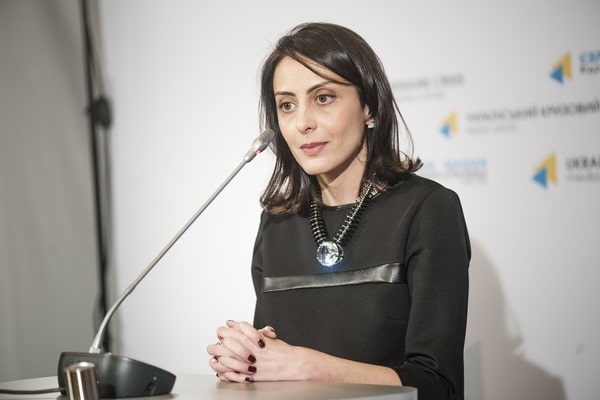 Деканоидзе открыла прозрачный участковый пост в Киеве