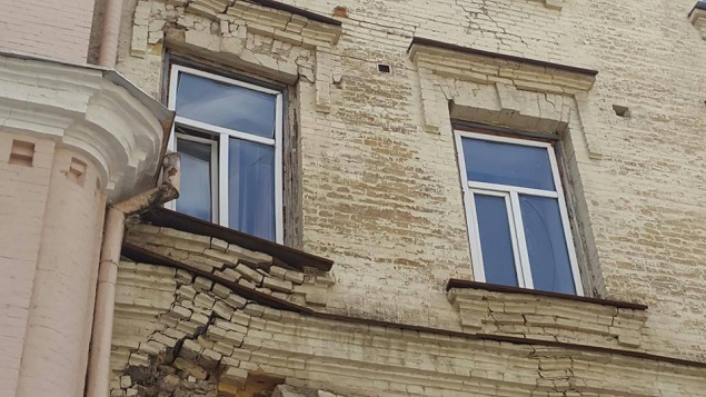 Разрушителя домов на ул. Бассейной оштрафуют на 170 тыс. гривен