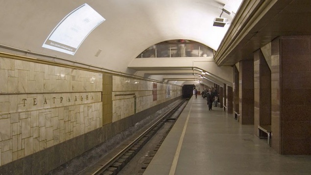 На станции метро “Театральная” в Киеве отремонтируют эскалатор