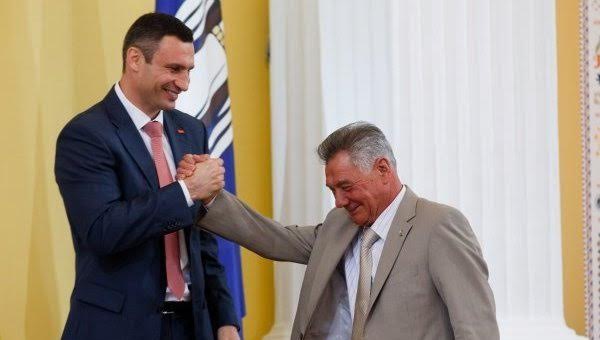 Омельченко осознал, что Кличко не уважает ни Президента, ни депутатов Киевсовета