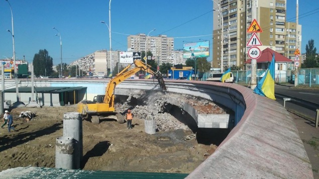 Стройка у станции метро “Героев Днепра” в Киеве не влияет на безопасность перевозок
