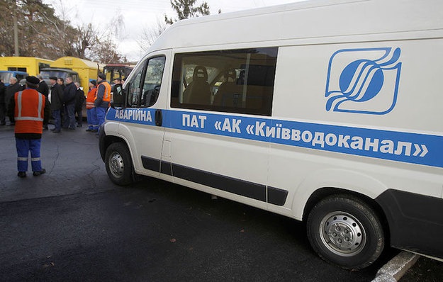 “Киеводоканал” отключил воду частной компании за долг в миллион гривен