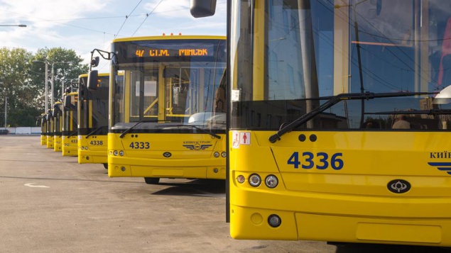 В Киеве завтра приостановят ряд транспортных маршрутов из-за праздников