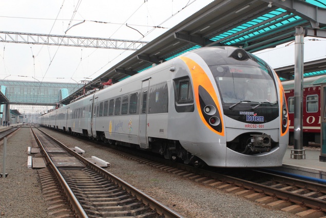 В ноябре из Киева во Львов будет ходить дополнительный скоростной поезд Интерсити+